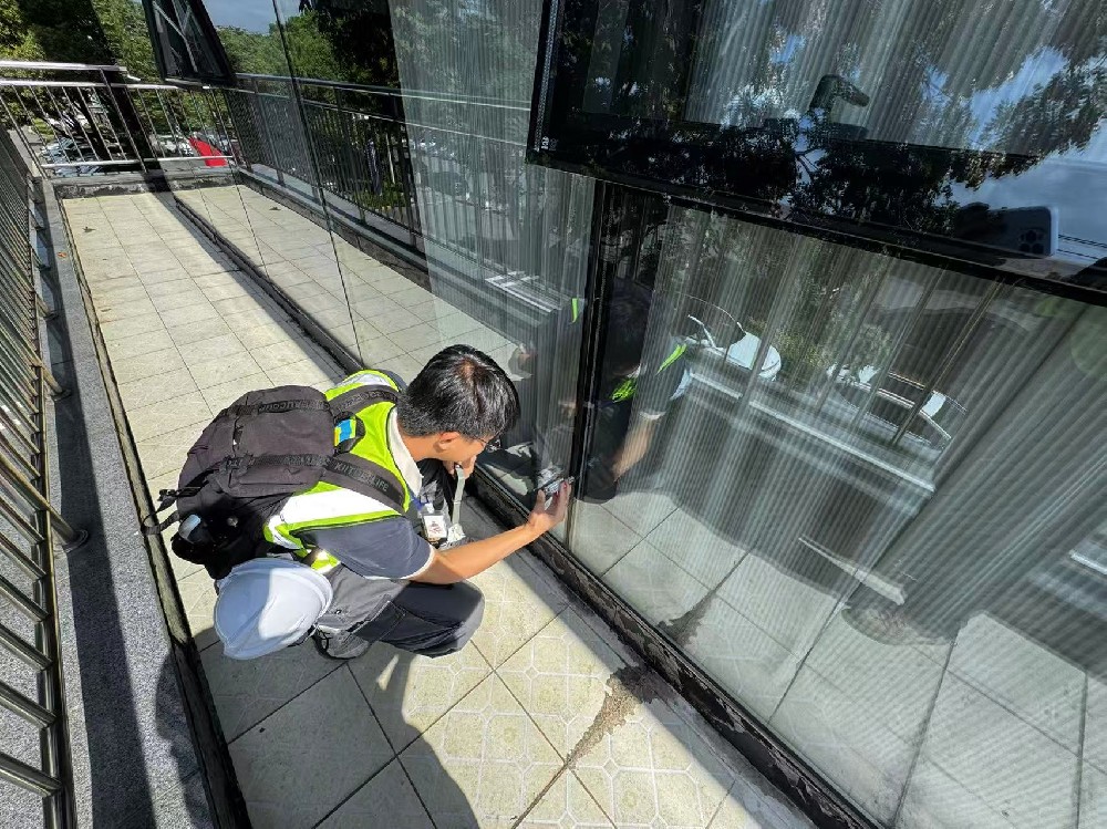 合规性幕墙安全检测：一站式解决结构风险与验收难题