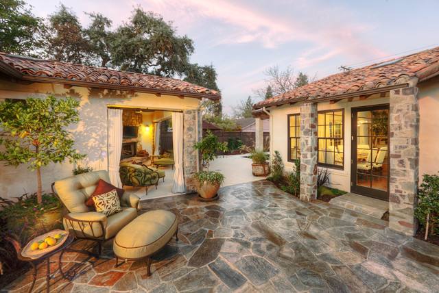 江苏省江阴市某镇房屋安全性检测